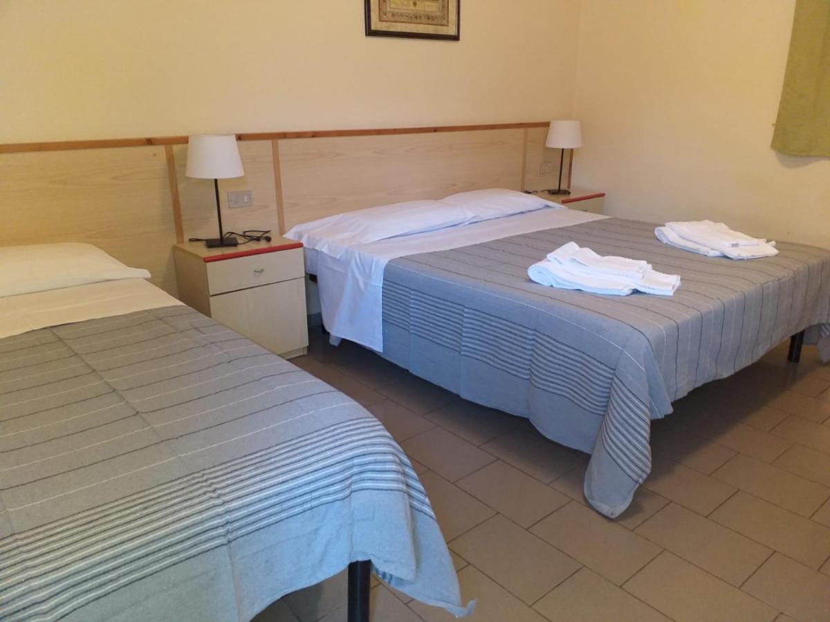 Hotel Lupo Di Mare Marina di Castagneto Carducci Dış mekan fotoğraf